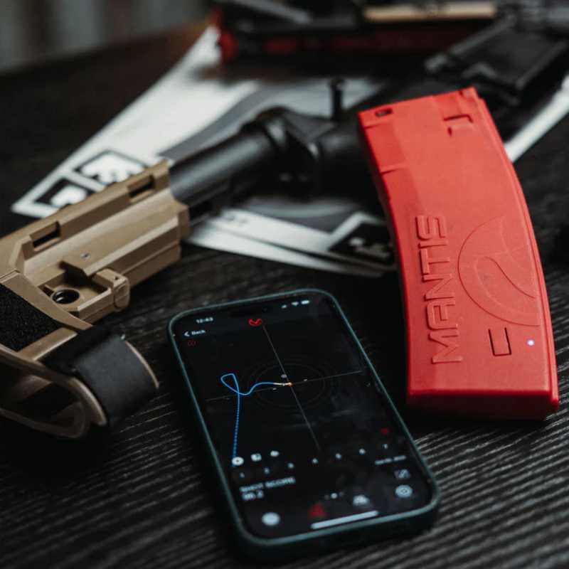 BlackbeardX Magazine with Connected MantisX App